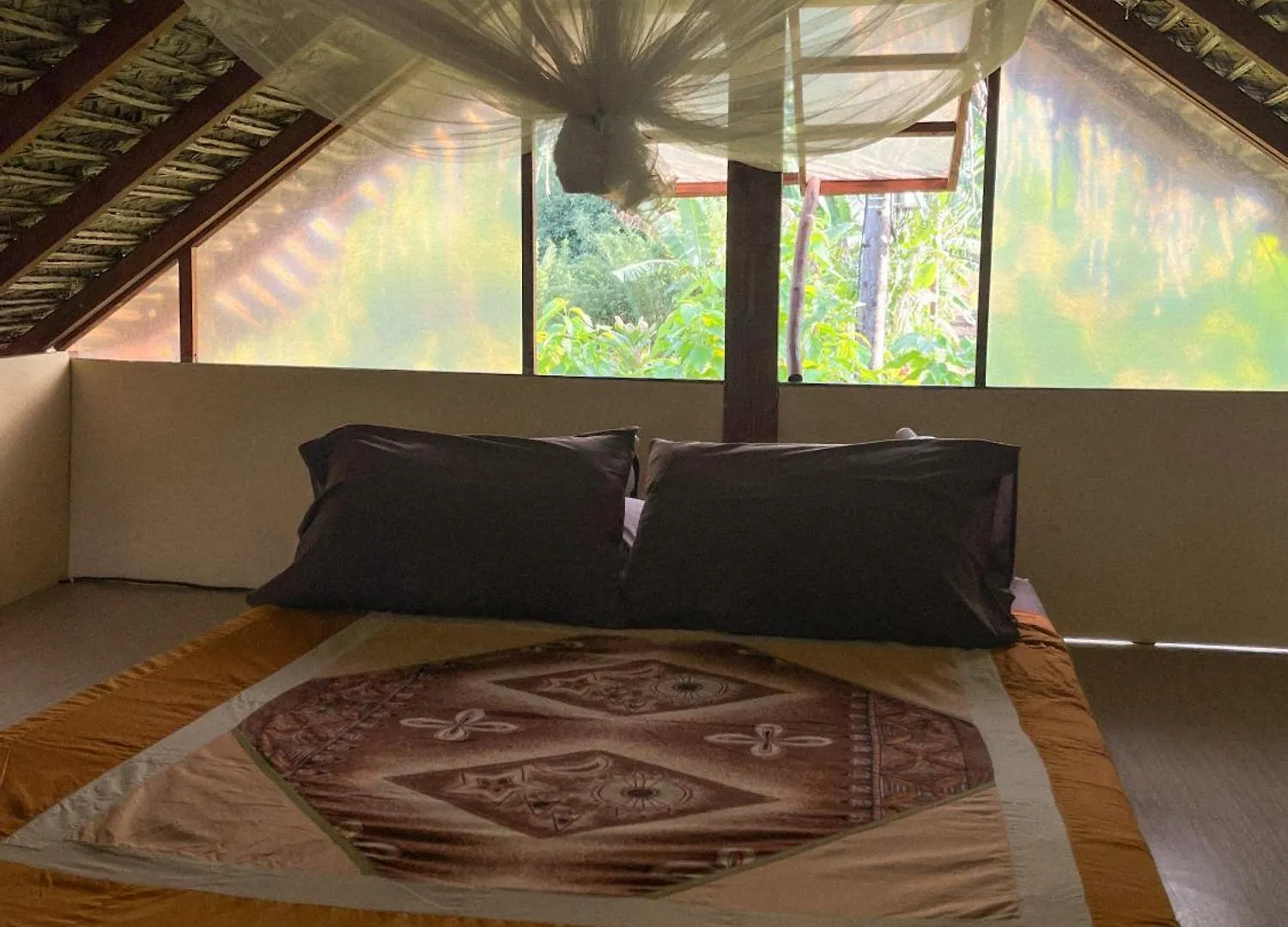 Kemp Fare Tearenui - Tu'I'Anina Village HUH